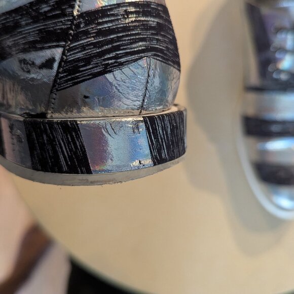 MIISTA Navy and Silver Stripped Derby - Picture 4 of 9